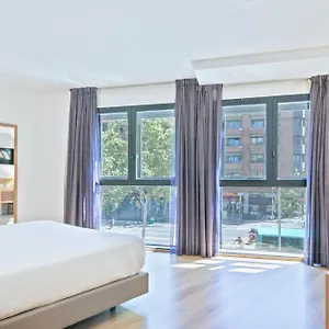 azul-barcelona.topbarcelonahotels.com/