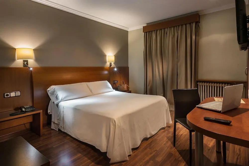 Ibis Styles Figueres Ronda Hotel